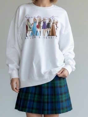 Taylor Swift Speak Now Taylor’s Version Sweatshirt XL White Crewneck Long Sleeve